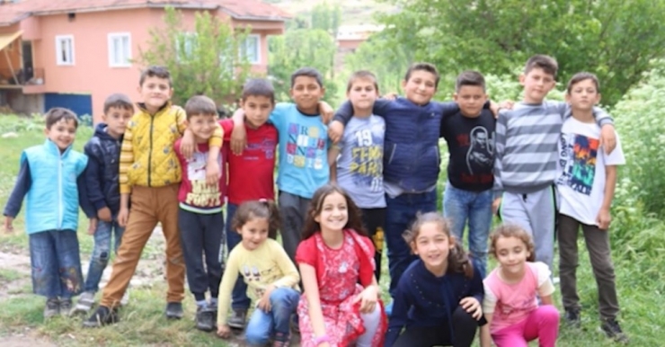 Aybüke Öğretmen İçin İşaret Dili İle Şarkı Söylediler