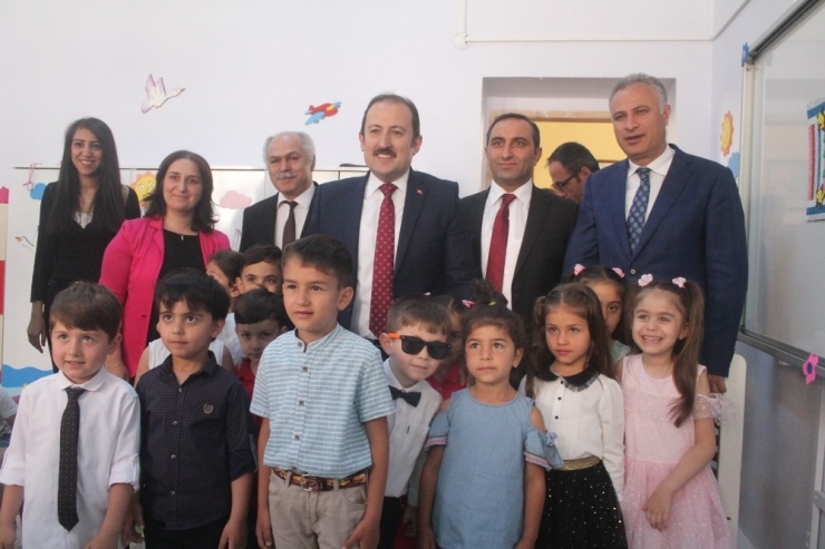 Bayburt’ta 14 Bin 500 Öğrenci Karne Sevinci Yaşadı