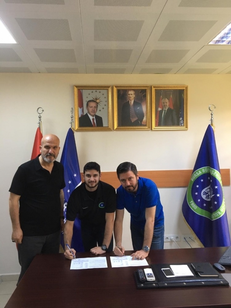 Efelere Genç Libero