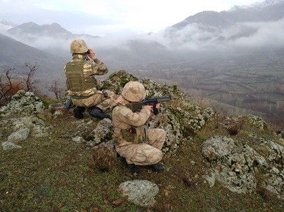 Elazığ’da Jandarma 2 Yılda, 14 Teröristi Etkisiz Hale Getirdi, 597 Kilo Esrar Ele Geçirdi