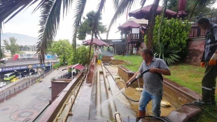 İzmit’i Süsleyen Şelale Bakıma Alındı