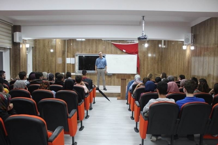 "Sınav Kaygısını Yenmek Çok Önemli"