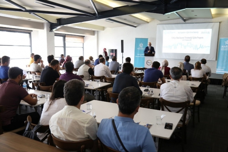 Büyükşehir’den ‘Türkiye Bina Deprem Yönetmeliği’ Eğitimi