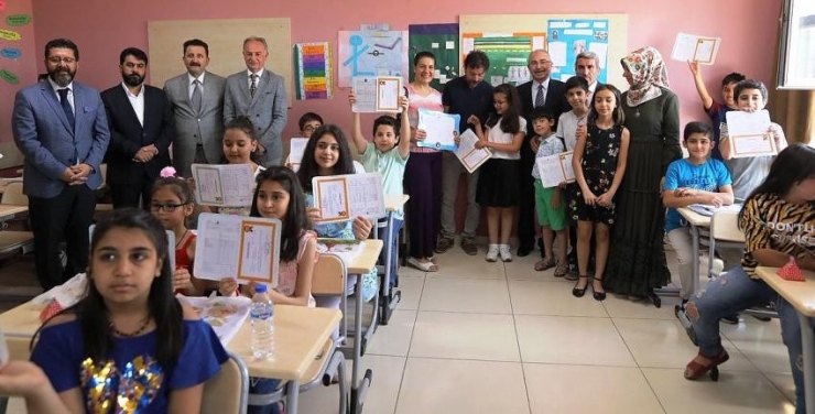 Mardin’de 250 Bin Öğrenci Karne Heyecanı Yaşadı