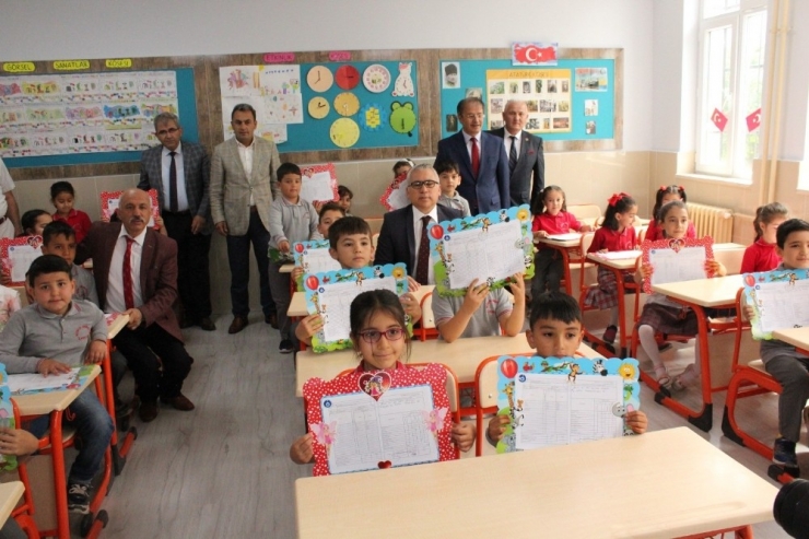 Niğde’de 71 Bin Öğrenci Karne Aldı