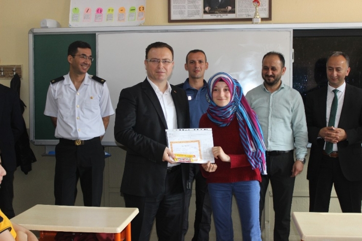 Okullarda Karne Heyecanı