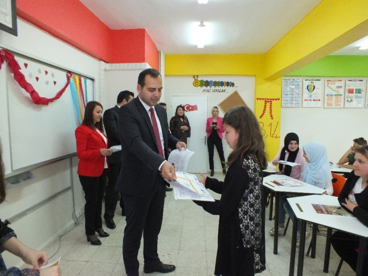 Pazaryeri İlçesinde Karne Coşkusu