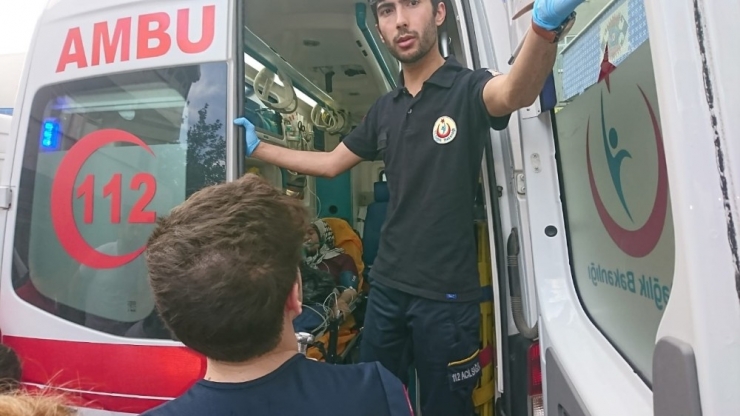 Pendik’te Fabrika Yangını: 1 Yaralı