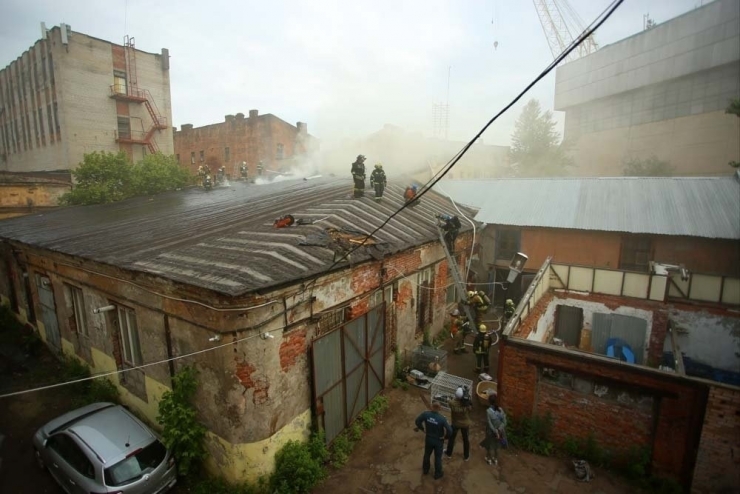 Rusya’da Hayvan Barınağında Yangın Çıktı