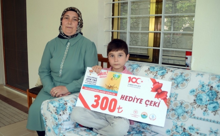 Minik Ahmet, Teyzesinin Kanser Olduğunu Ortaya Çıkardı