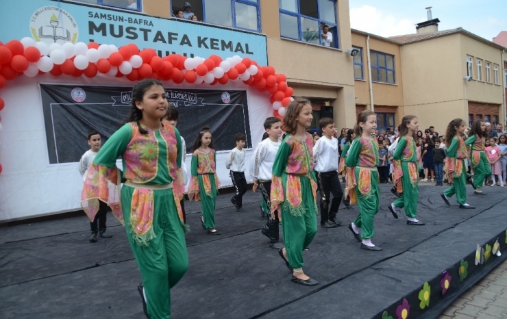 Bafra’da 25 Bin Öğrencinin Karne Heyecanı