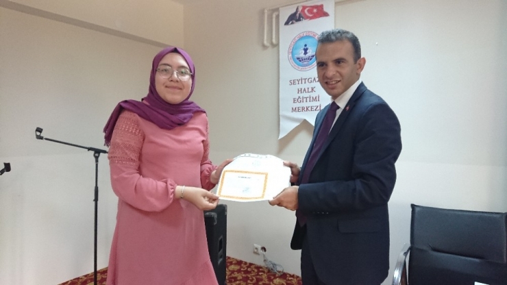 Seyitgazi’de Karne Sevinci