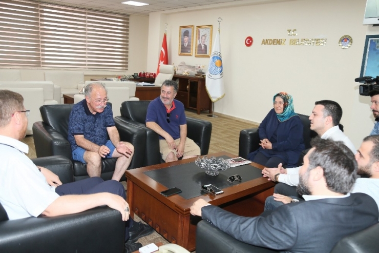 Altan Erkekli Ve Veysel Diker Mersin’de