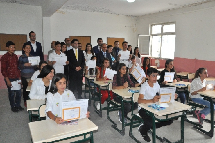 Şırnak’ta 157 Bin Öğrenci Karne Aldı