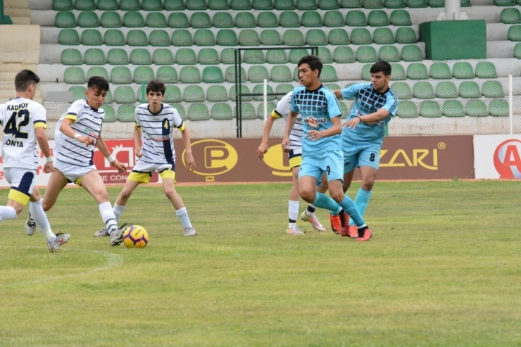 Atletikspor U16 Takımı Kırşehir’de Şampiyon Oldu