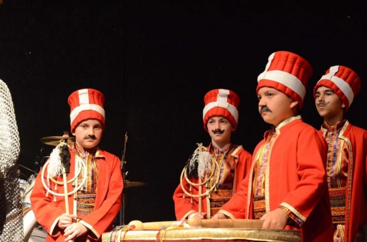 Bozüyük Hem Kursiyerleri Yıl Sonu Konseri Verdi