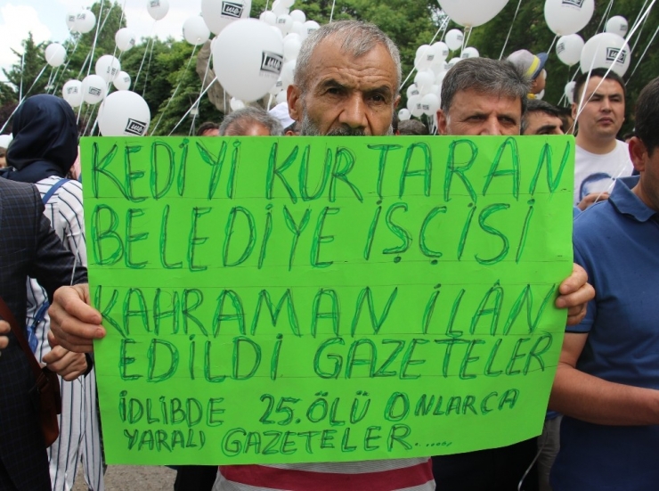 İdlib İçin Gökyüzüne Balon Bıraktılar