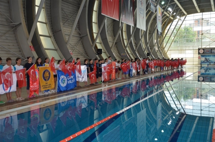 Yüzmede Bursa’yı Gururlandıran Tablo