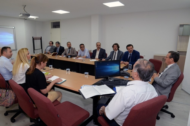 Buü, Hedefine Emin Adımlarla İlerliyor