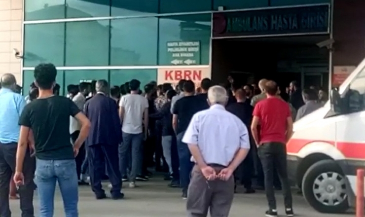 İki Grup Birbirine Girdi: 4 Yaralı