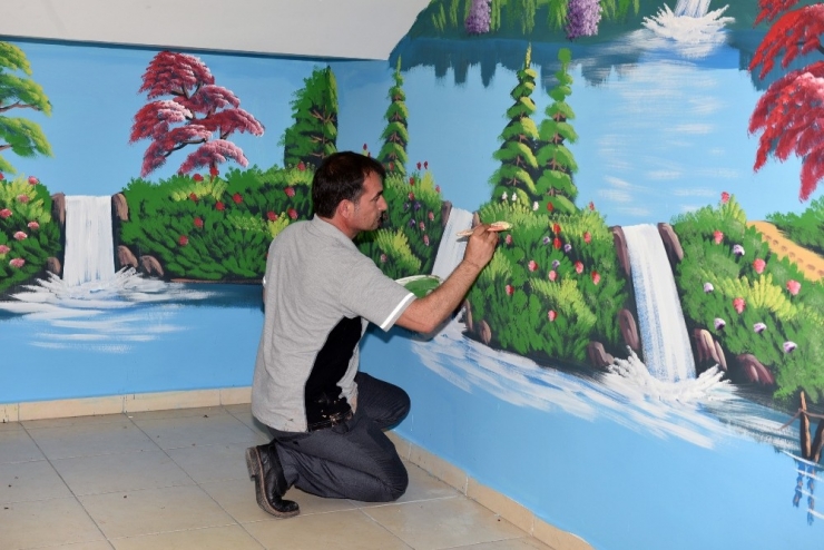 Bu Muhtarın Elinde Bin Marifet...gündüz Muhtar, Gece Ressam