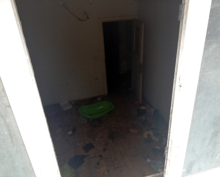 Esenyurt’ta Çöp Ev Şoku