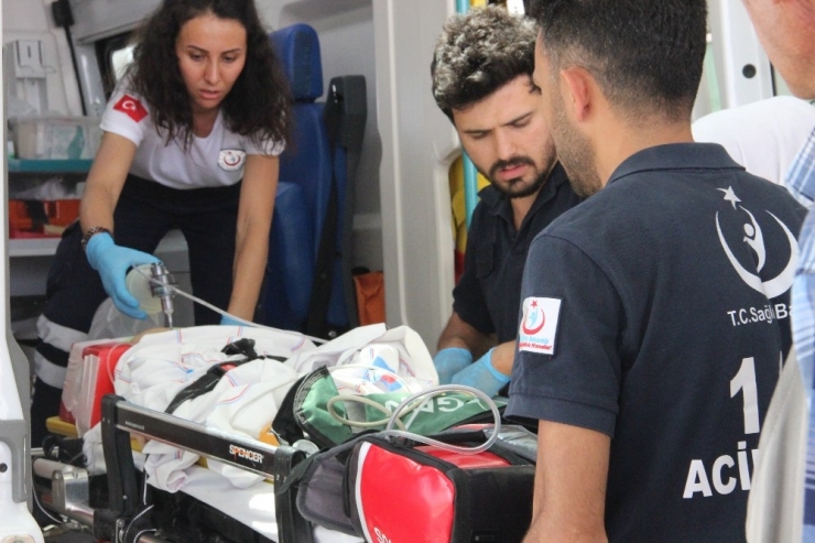 Pencereden Düşen Bebek Ağır Yaralandı