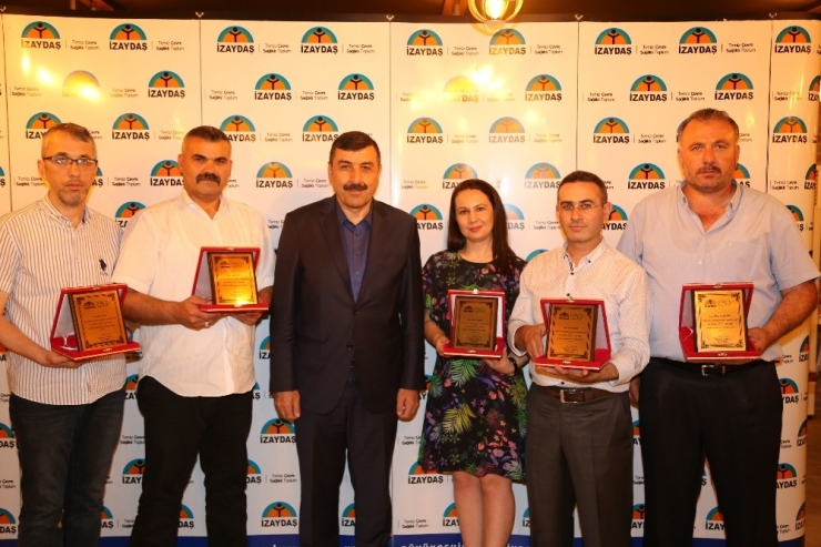 İzaydaş 20 Yıllık Çalışanlarını Onurlandırdı
