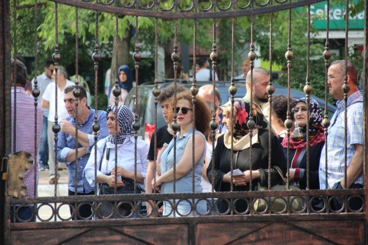 Kocaeli’de Üniversite Öğrencilerinin Sınav Heyecanı Başladı