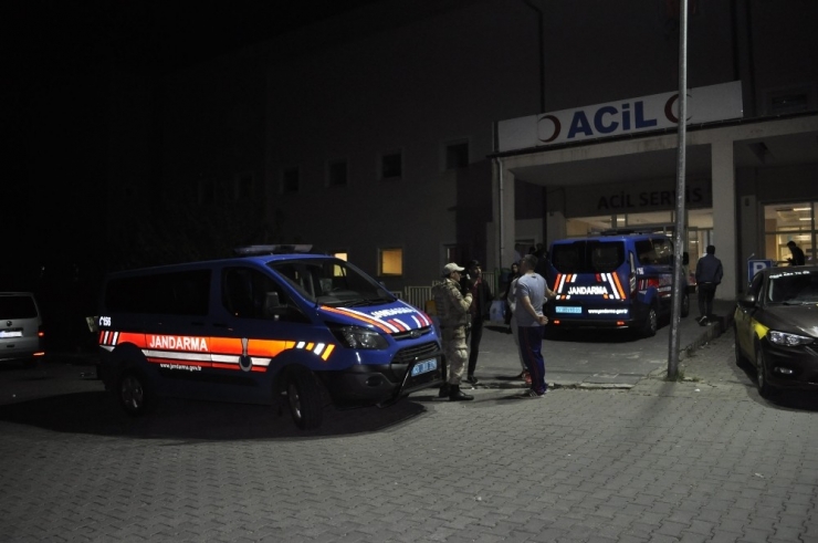 Kavgada Yaralanan Yakınlarını Ziyarete Giderken Kazada Öldü