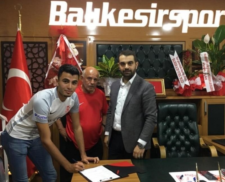 Balıkesirspor’da Gençlik Aşısı Sürüyor
