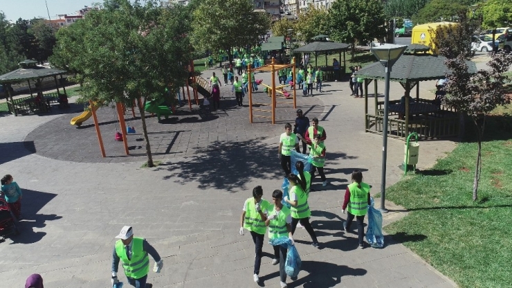 Çöp Toplayan Altın Kazanacak