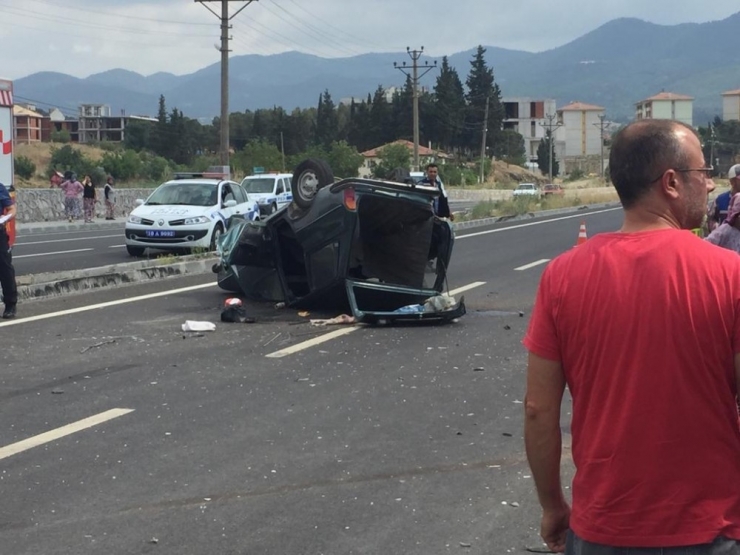 Balıkesir Sındırgı Karayolunda Kaza: 6 Yaralı
