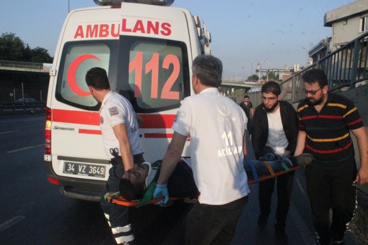 E-5’te Yolun Karşısına Geçmeye Çalışan Yayaya Otomobil Çarptı