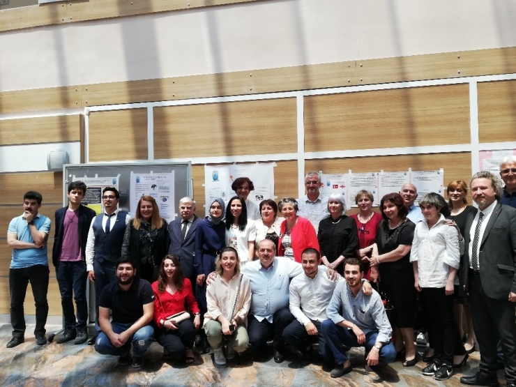 Kafkas Üniversitesi’nde "21. Yüzyılda Sağlık Hizmetleri" Konferansı