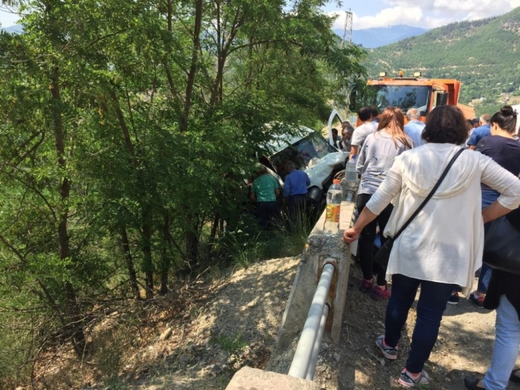 Artvin’de Trafik Kazası: 1 Ölü, 6 Yaralı
