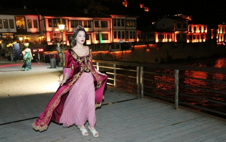 ‘Sıfır Atık Projesi’ne Defileli Destek