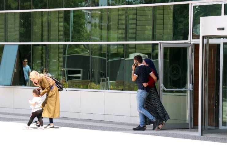 ‘Aile Kurmak İstiyorum, Bizi Yakmayın’ Diyen Uyuşturucu Sanığına Tahliye