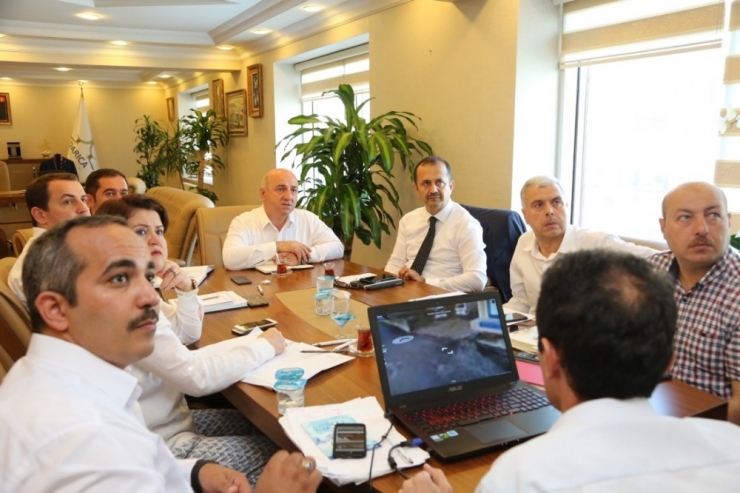 Darıca’da Sel Sonrasında Yaralar Sarılıyor