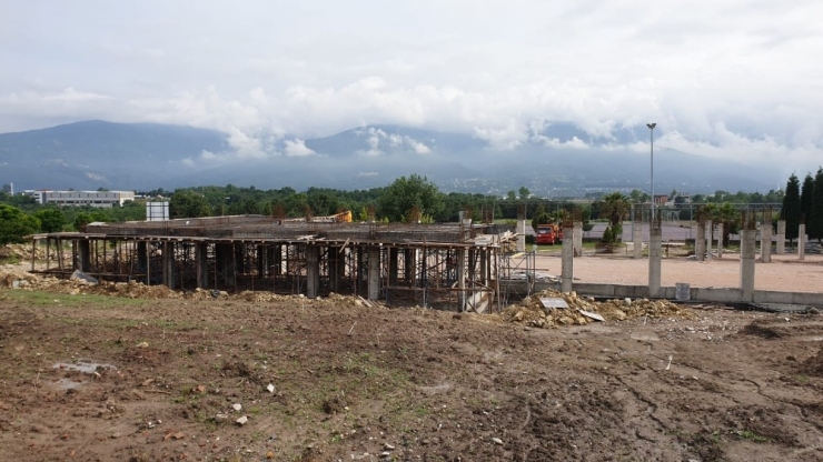 Uzuntarla Kültür Merkezi’nde Çalışmalar Sürüyor