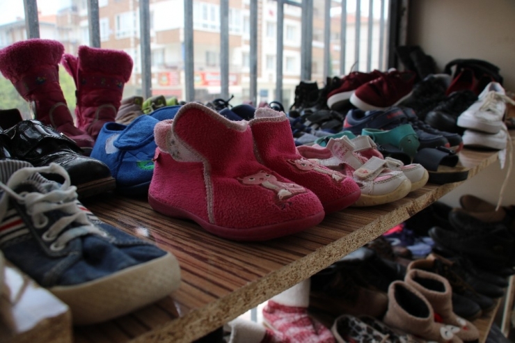 6 Güzel İnsan Yetimlere Umut Oluyor