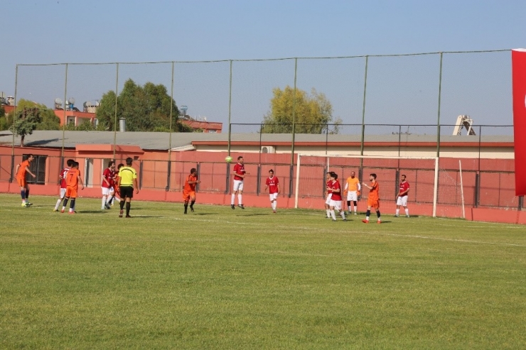 Toroslar’da Köylerarası Futbol Turnuvası Başladı