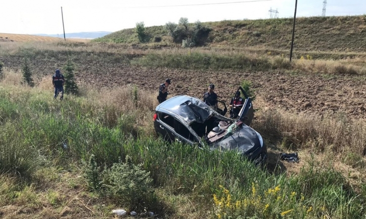 Otomobil Takla Attı: 2’si Ağır, 6 Yaralı