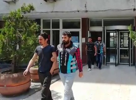 Basın Ekspres Yolunda Düğün Konvoyunda Terör Estiren Magandalar Yakalandı