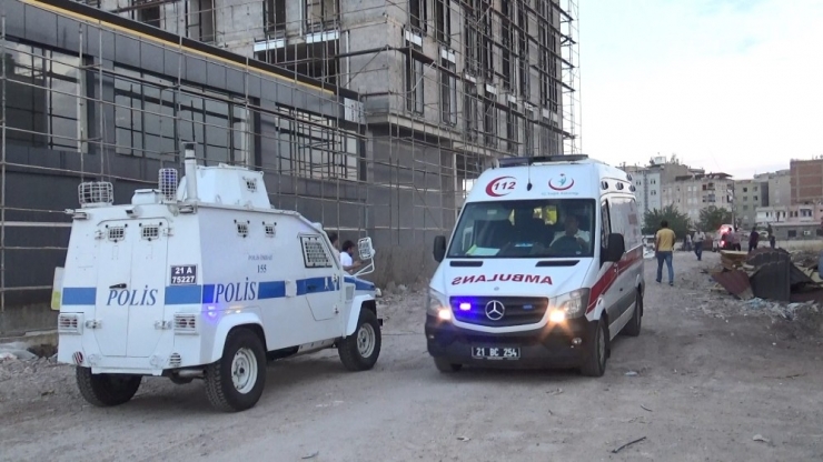 20 Yaşındaki Genç Kız İnşaatın 16’ıncı Katından Ölüme Atladı