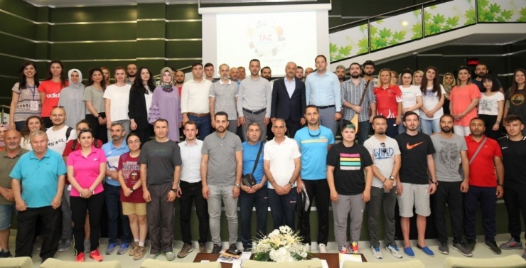 Başkan Büyükgöz, ‘Yaz Okulları’nın Eğitimcileriyle Buluştu