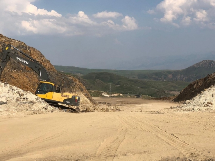 Kars’a Yatırımlar Hız Kesmeden Devam Ediyor