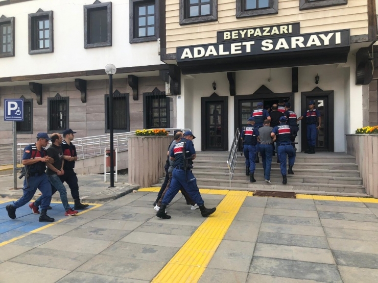 8 Aylık Takiple Çökertilen Hırsızlık Çetesinden "Telsiz" Çıktı