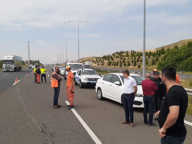 Ankara’da Servis Aracı Devrildi: 15 Yaralı