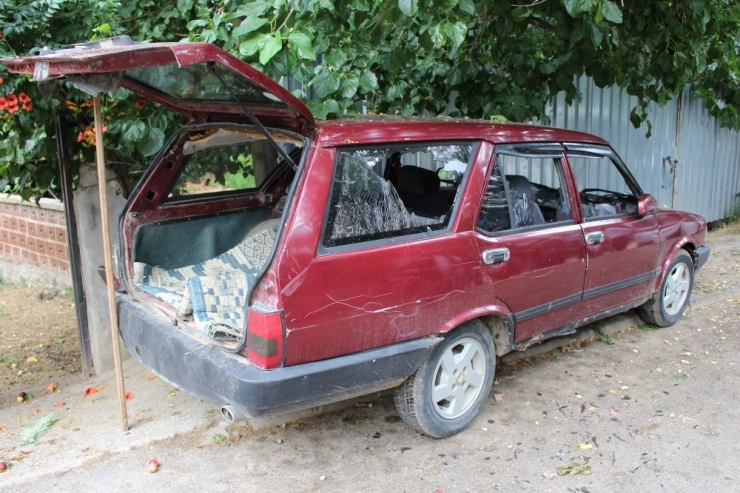 Dayı-yeğen Kavgasında Kan Aktı: 2 Yaralı